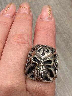 Voodoo Vixen Antiqued Silver Skull Ring with Flame Accents